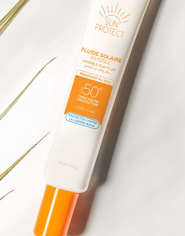 INVISIBLE SUN FLUID SPF 50 +