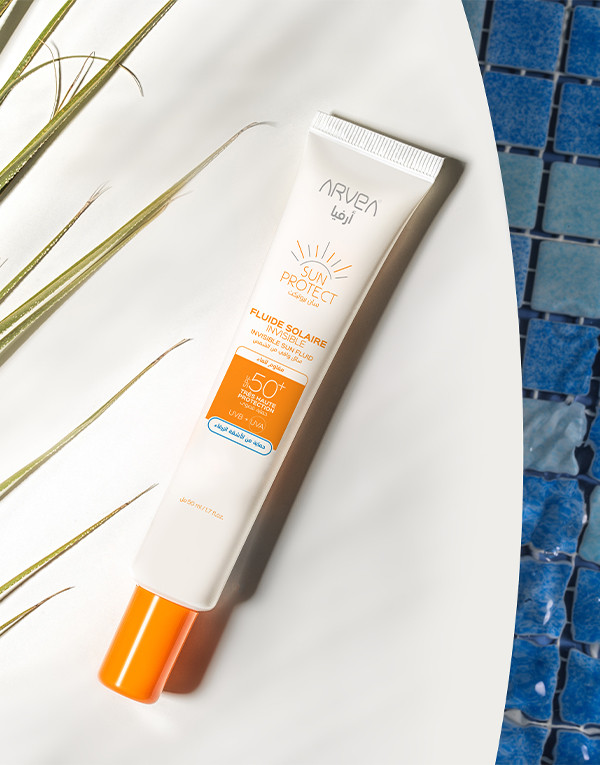 INVISIBLE SUN FLUID SPF 50 +